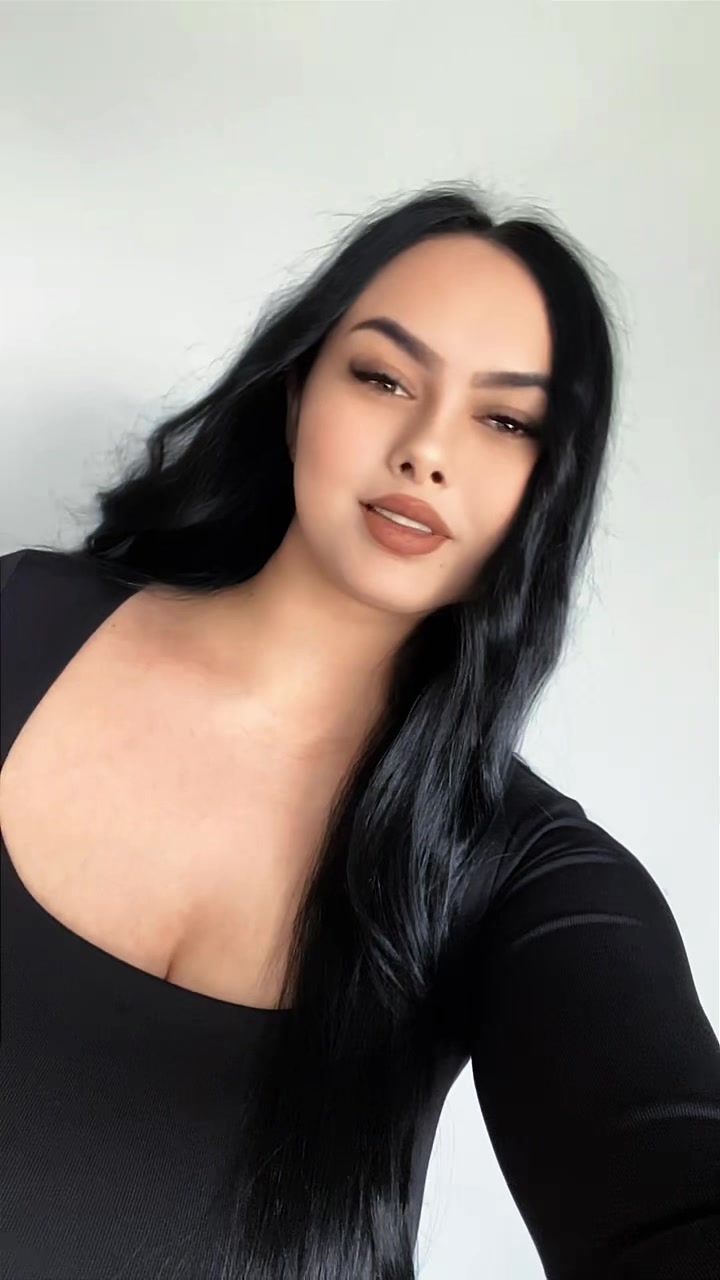 @AdrianaMaria09