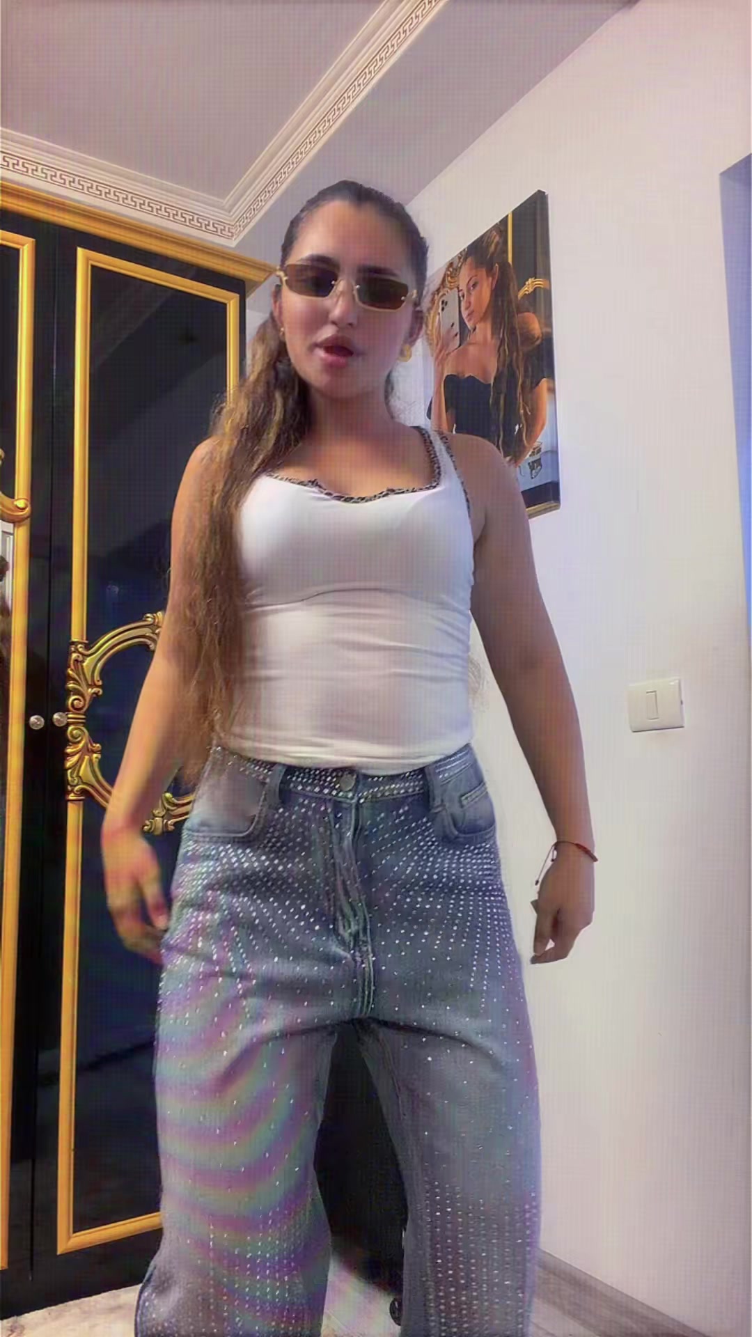 @__anaaa18__