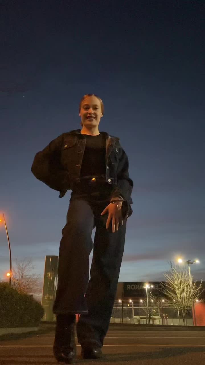 @𝑴𝒊𝒔𝒔𝒁𝒂𝒉𝒓𝒂🌹