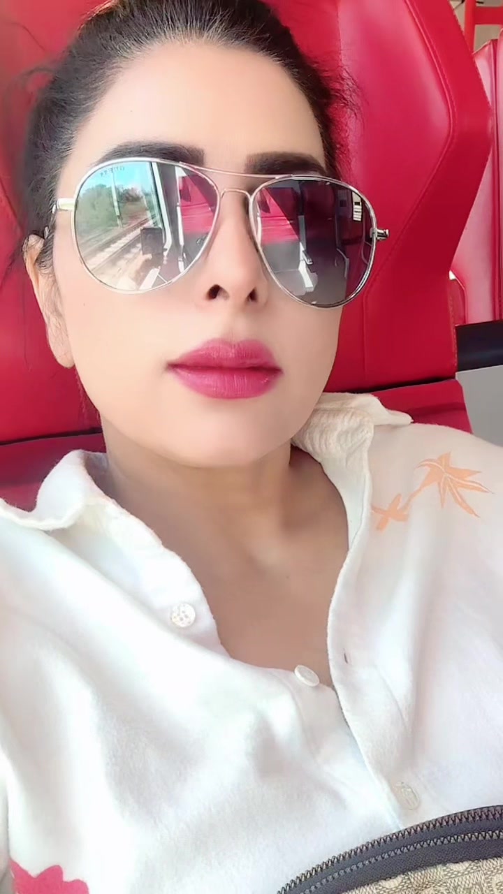 @Kaur_cheema999