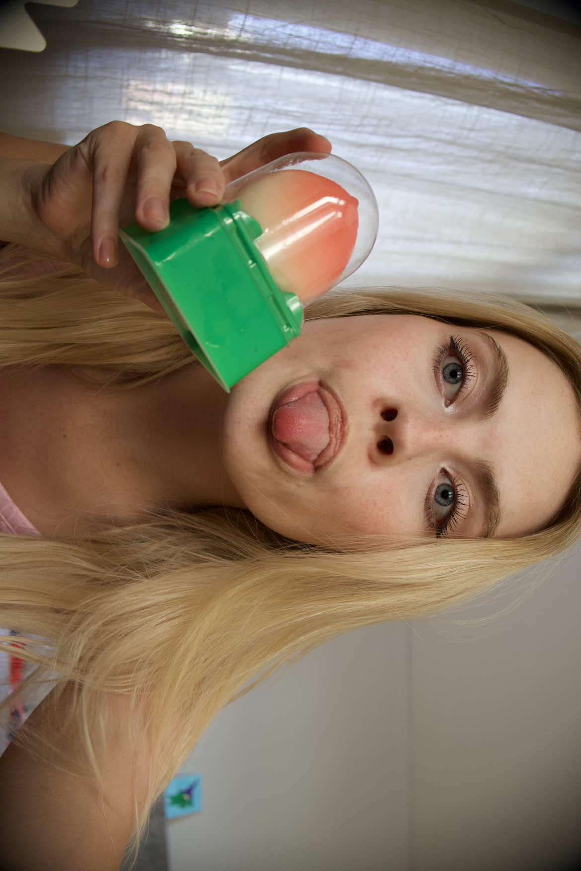 @𝐿𝒾𝓋𝒾𝓃𝑔 𝒹𝑜𝓁𝓁 🐇