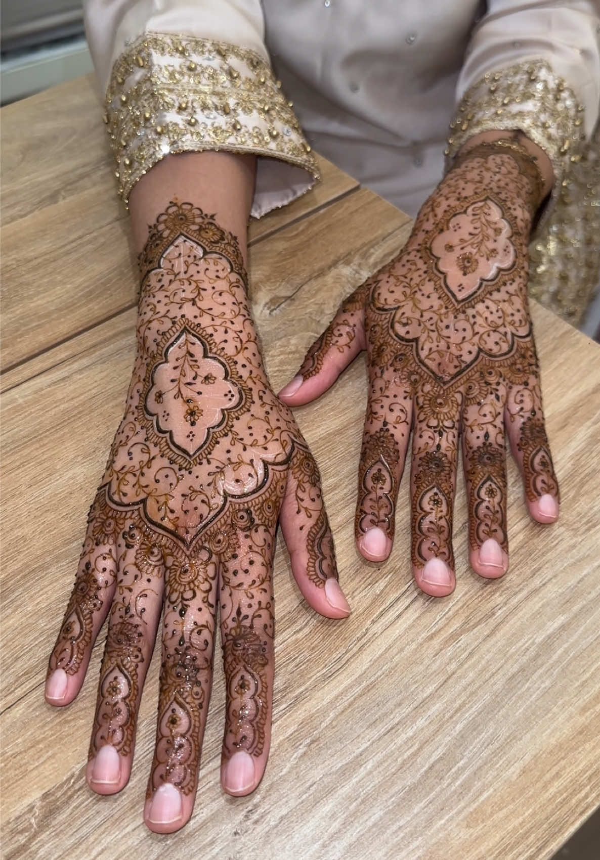@Henna By Harmeet ✨