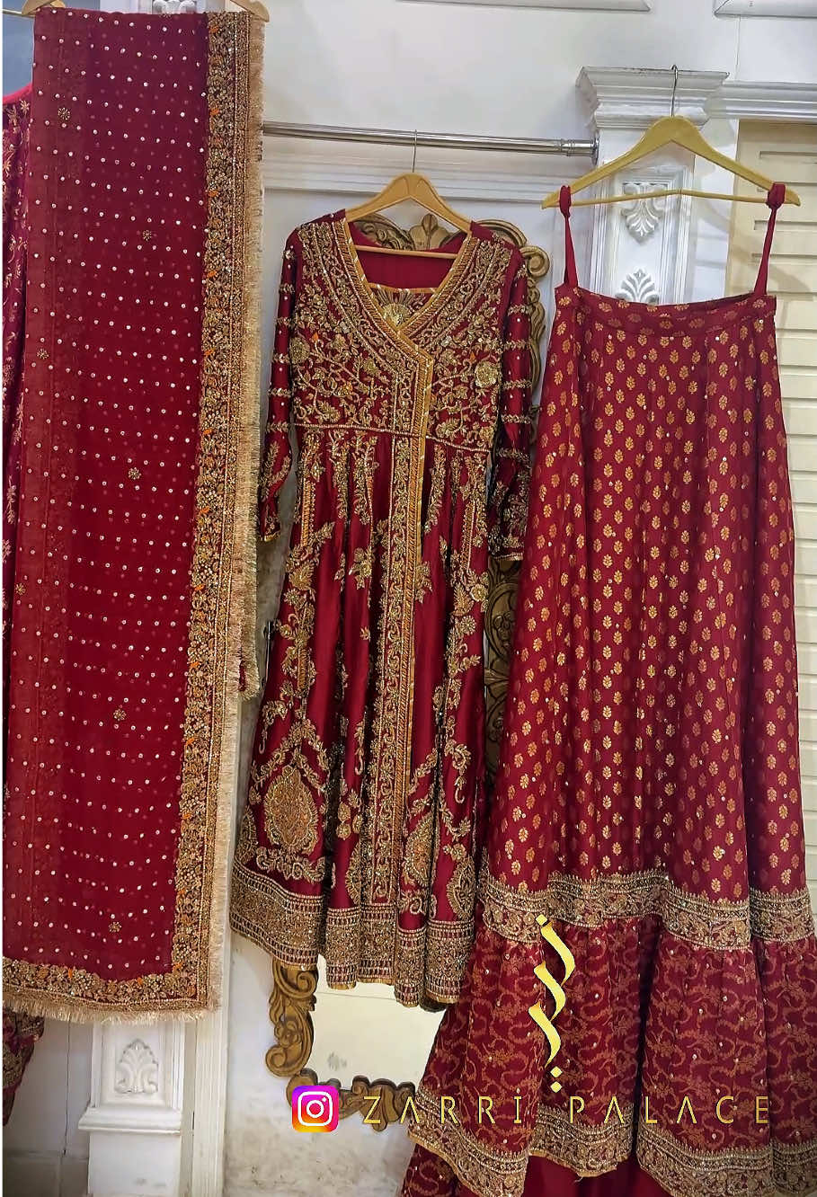 @zarri.palace
