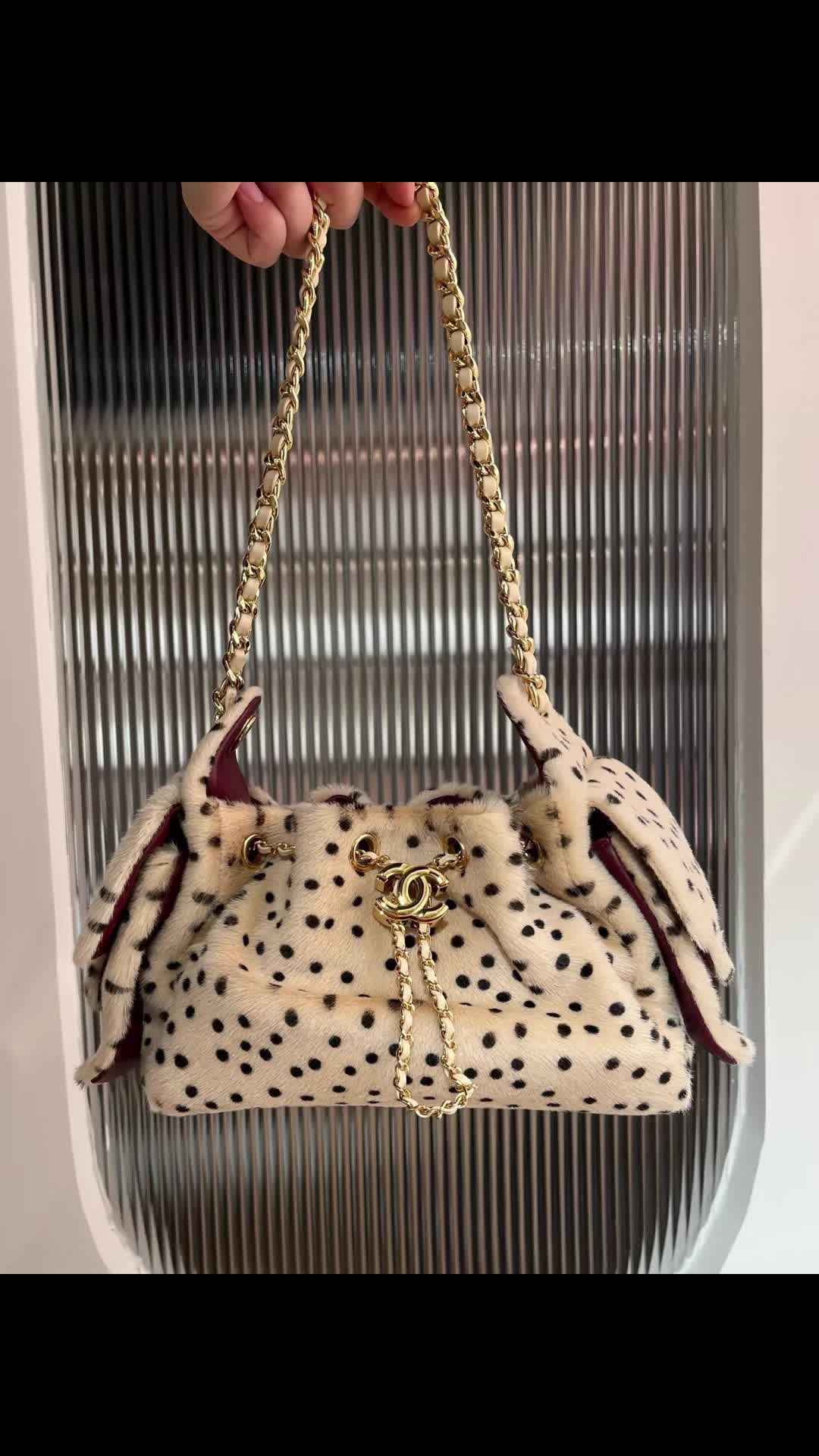 @Couture Carry Club