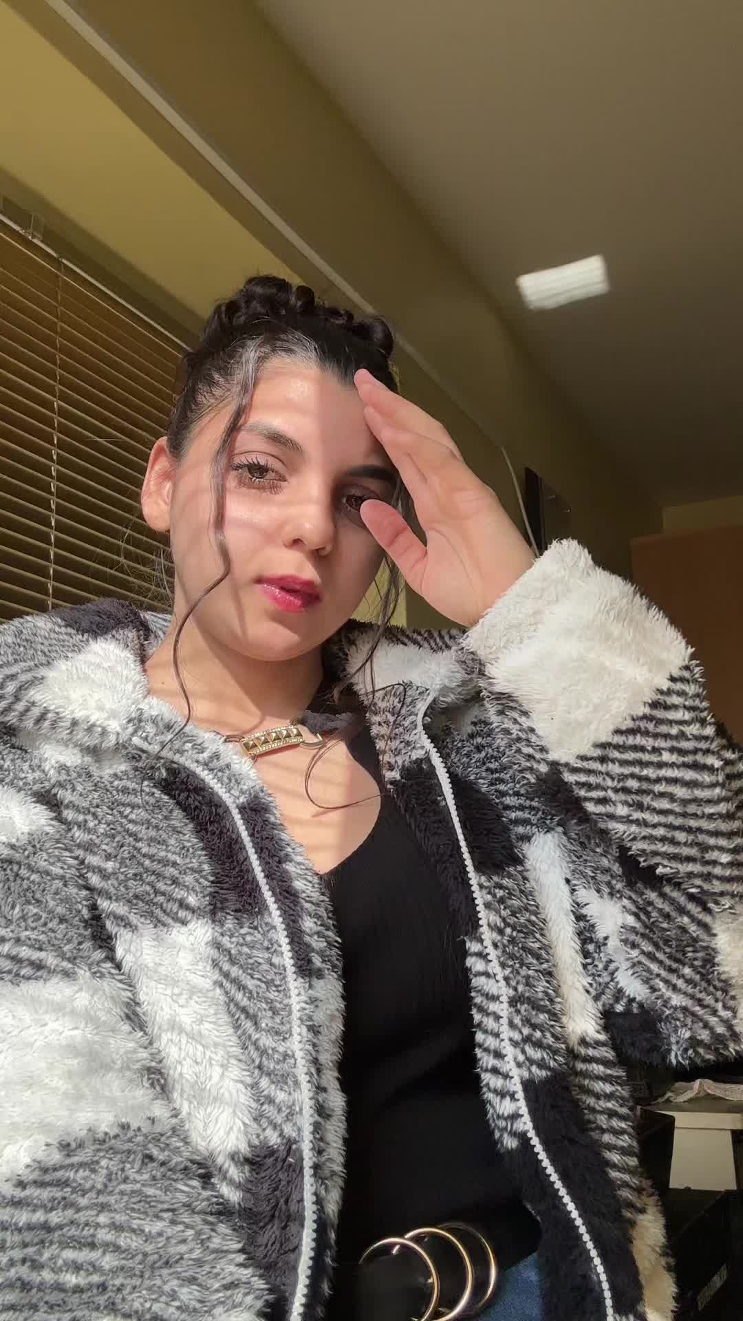 @Lilyana_20 