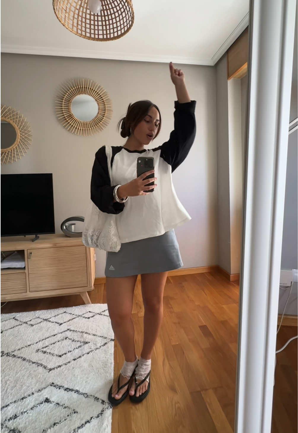 @laura ☆⋆ ˚。⋆⋆. 𐙚