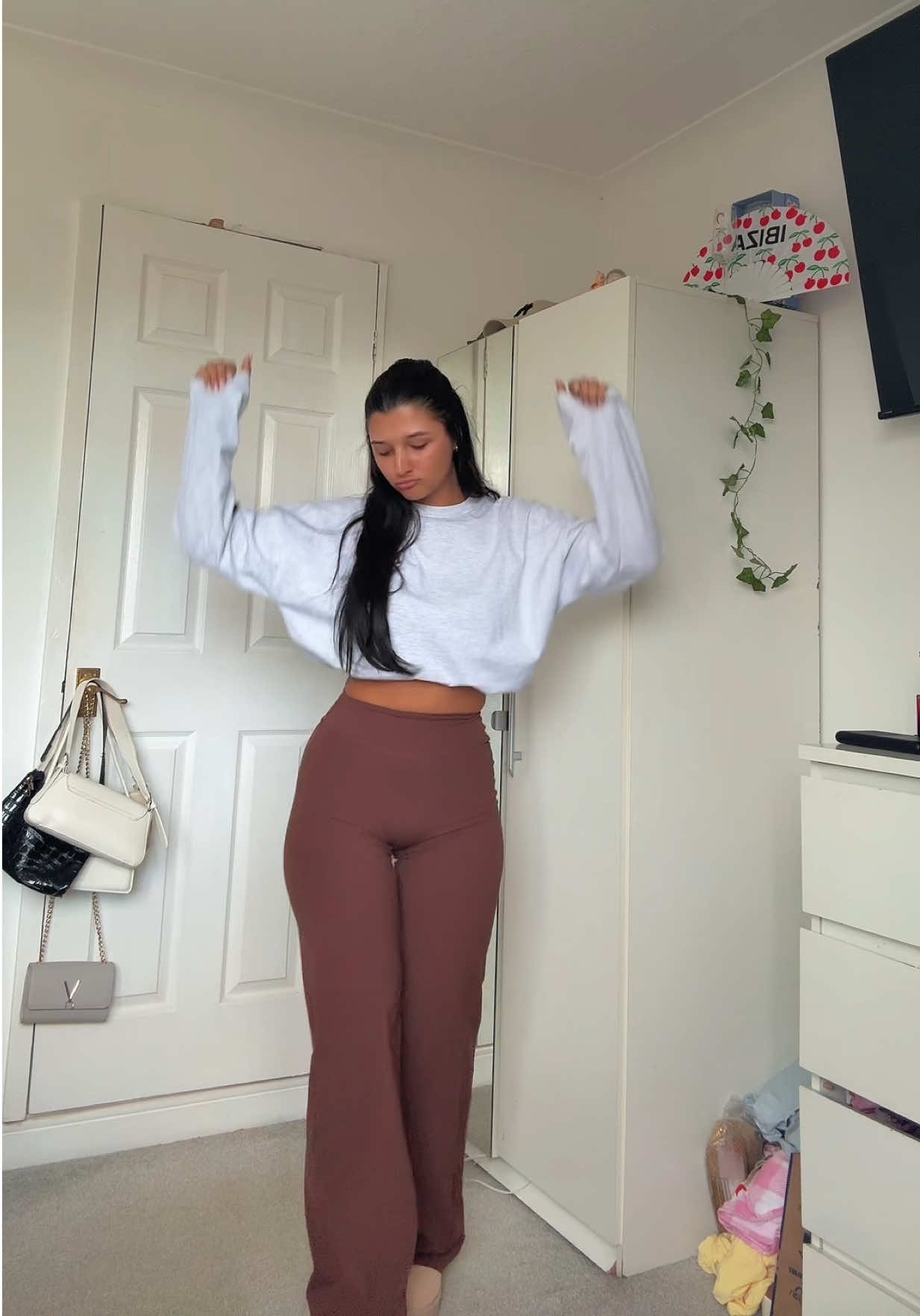 @Jasmine🤍🧚✨