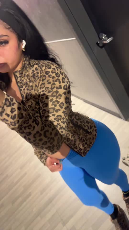 @lili2legit