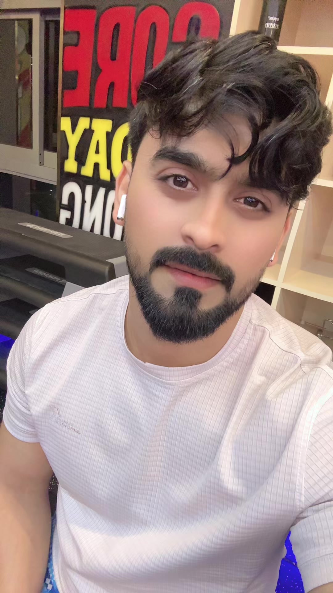 @Dxb.khan-1