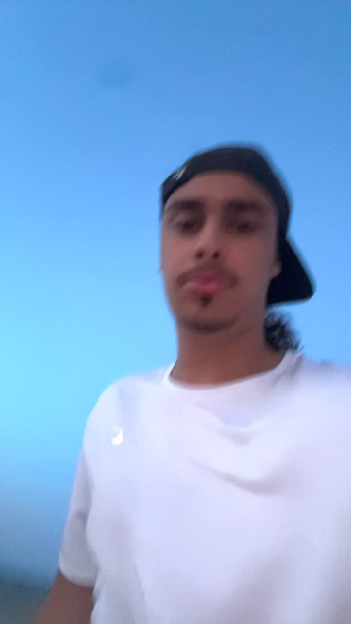 @7