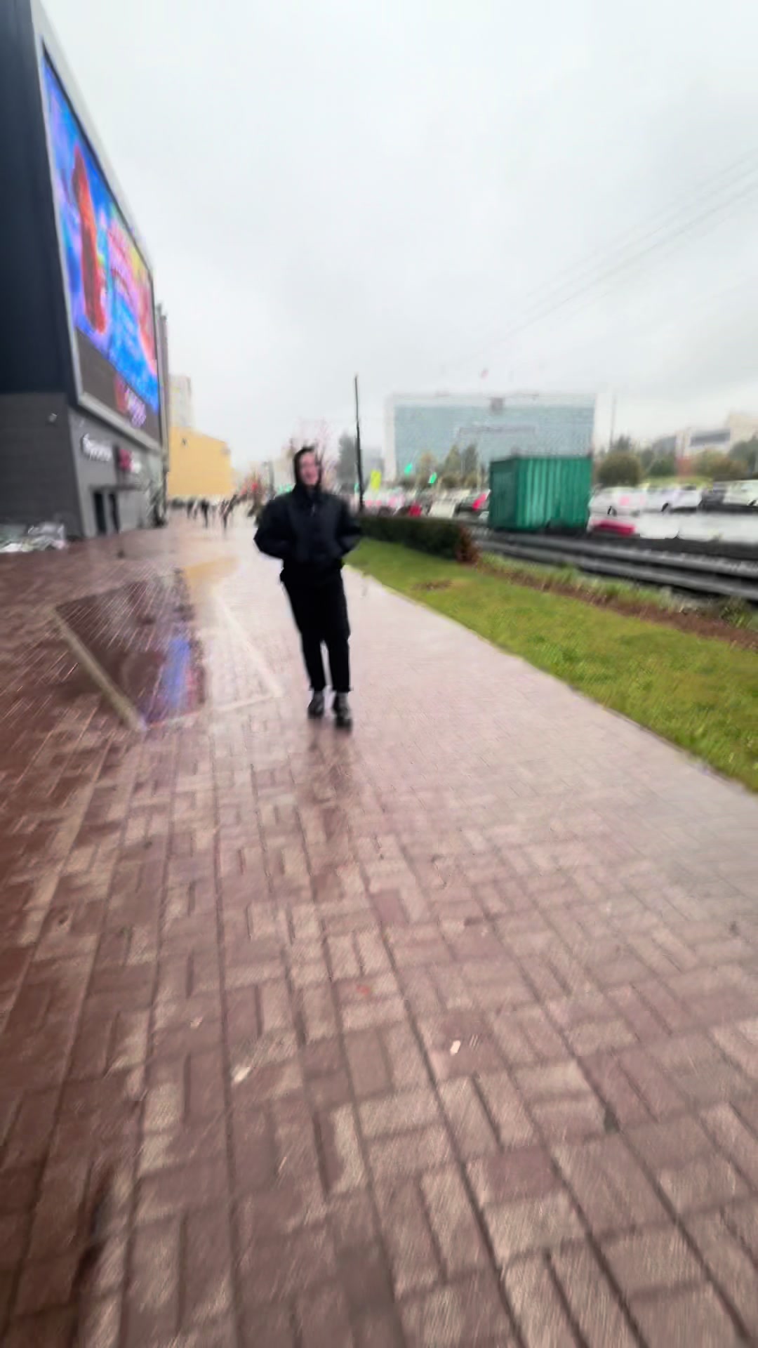 @V4