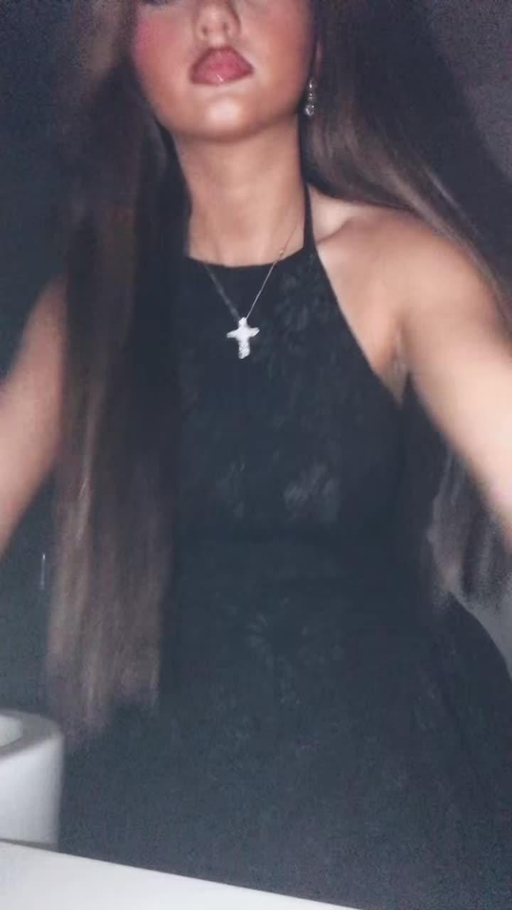 @𝒲𝒾𝓃𝓃𝒾ℯ 𝓂𝒶𝓇𝒾ℯ 👸🏽