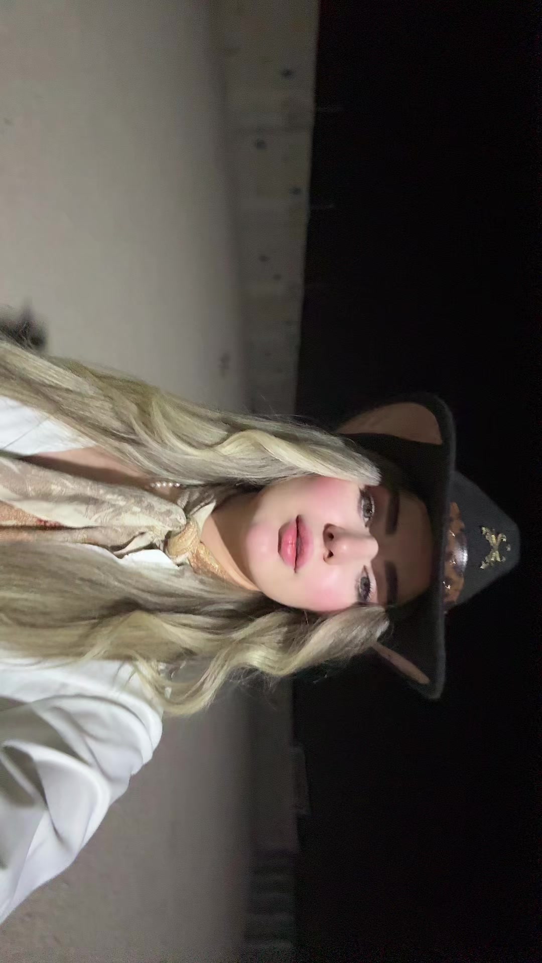 @Yasllina