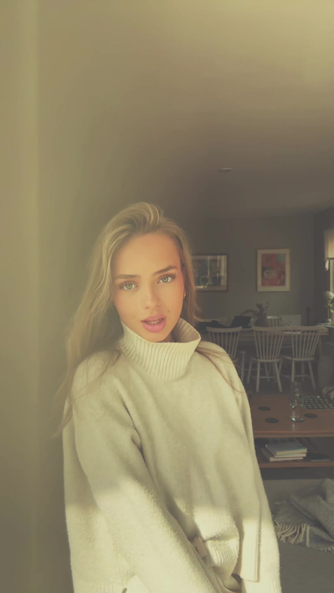 @𝒮