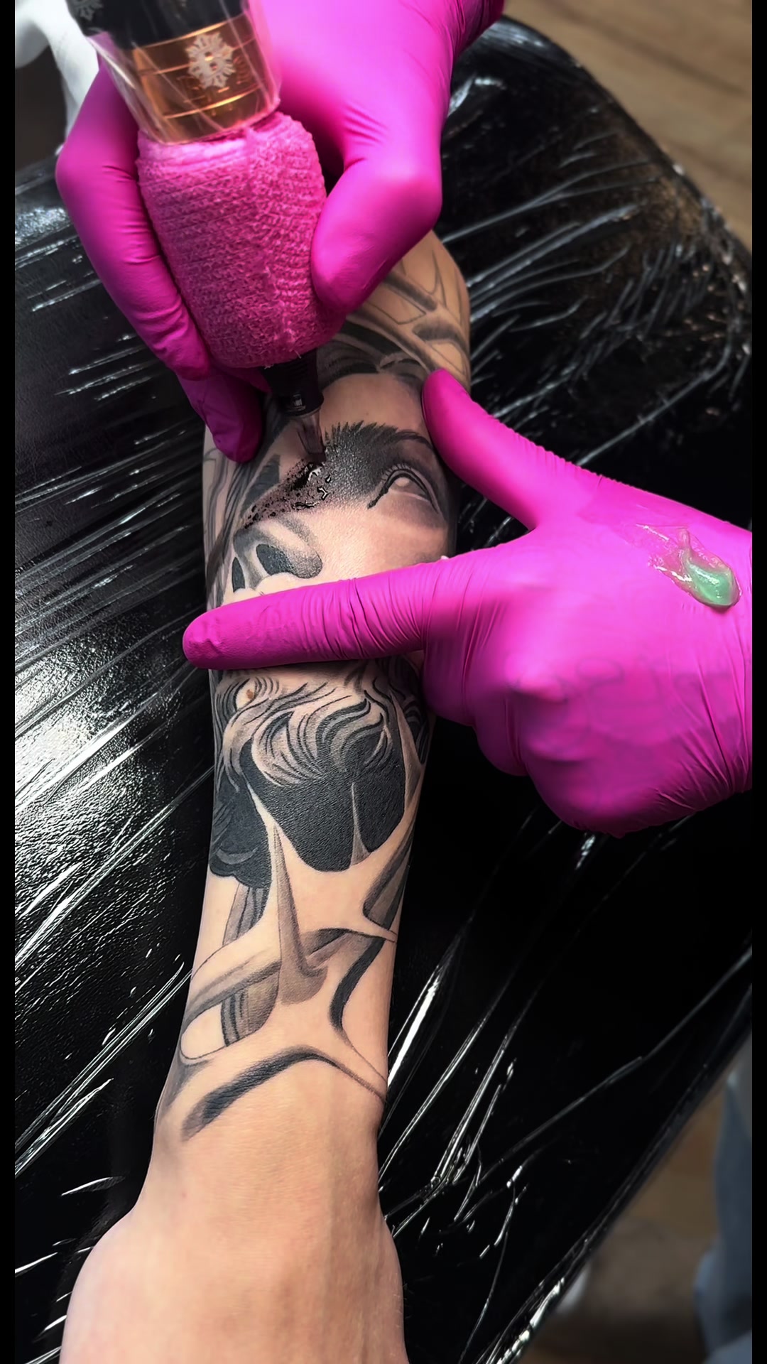 @raven tatts