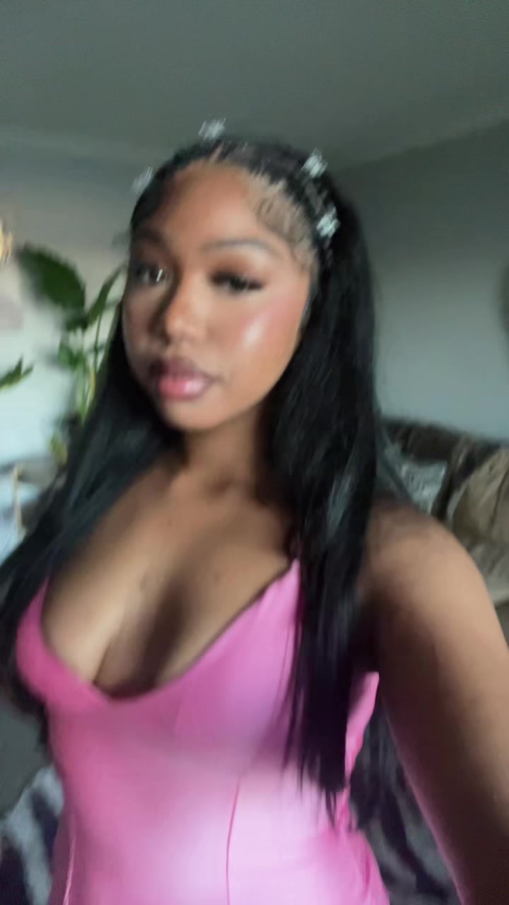 @Cali Barbie &trade;️🎀
