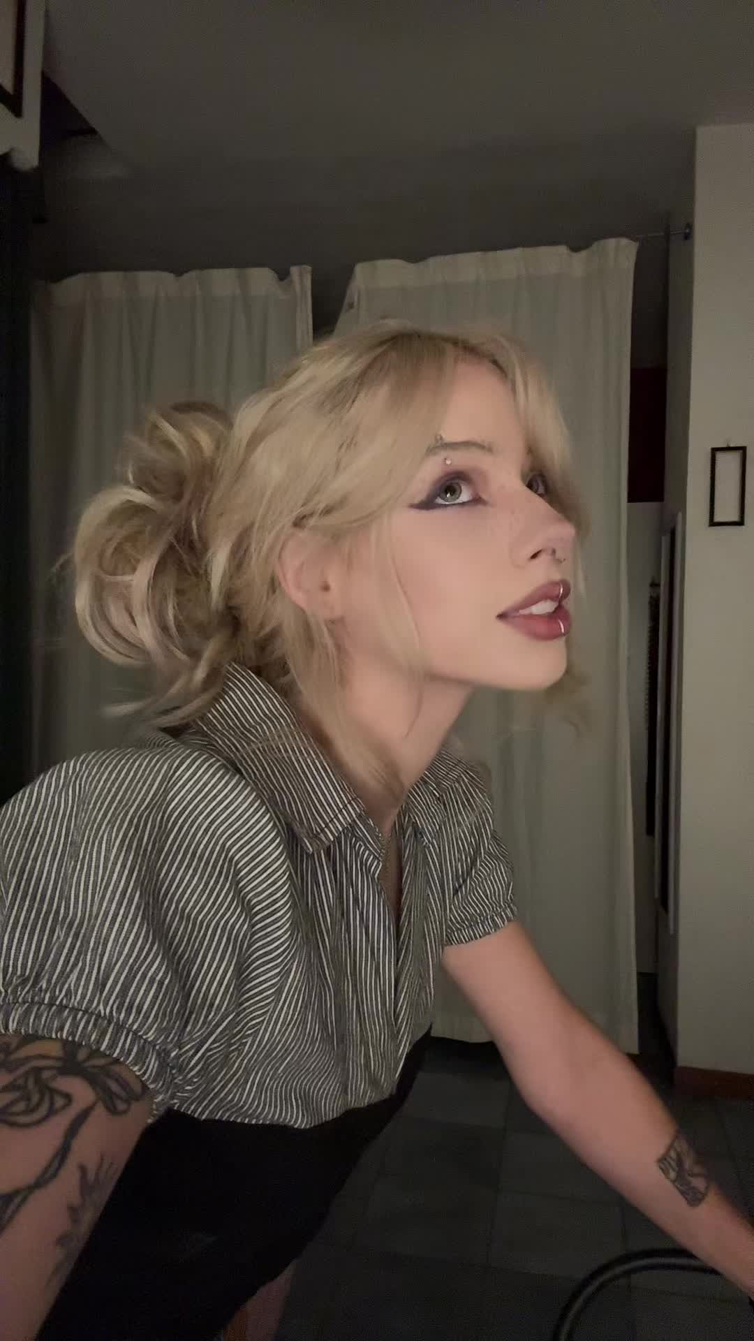 @wigglewarri0r