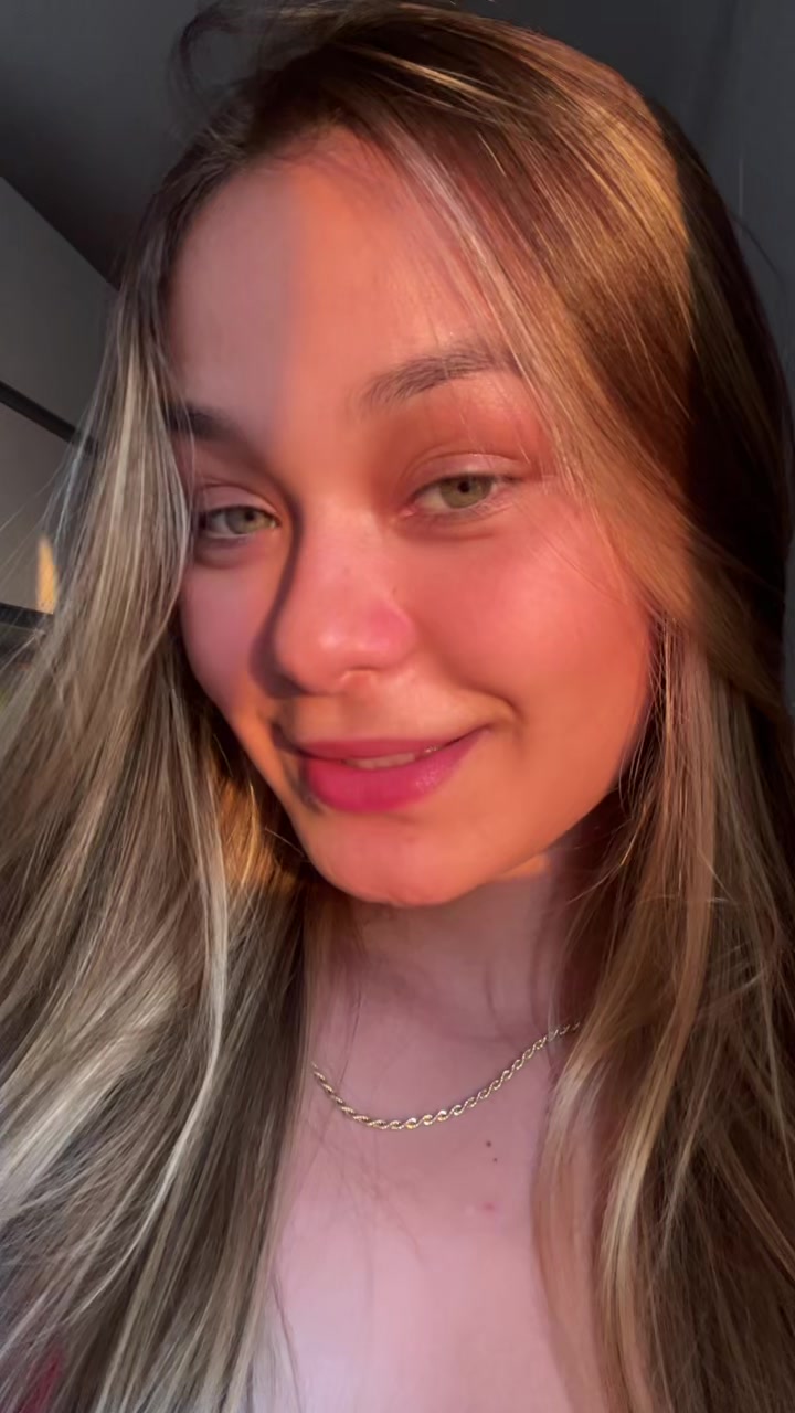 @annaheloisa