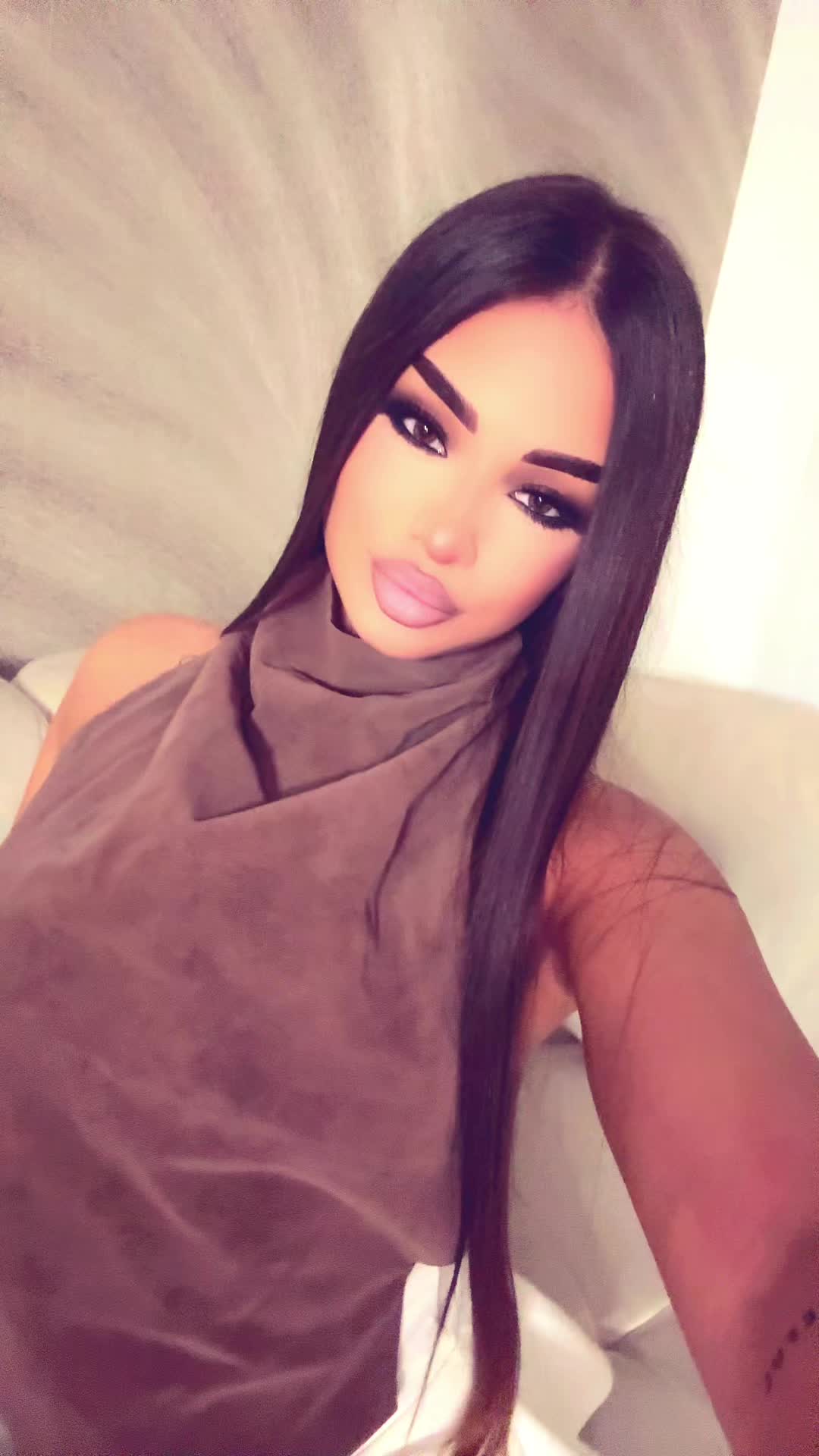 @Elissa
