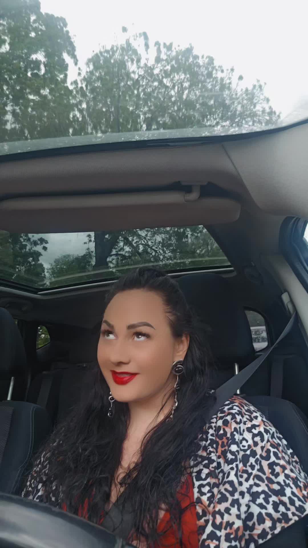 @Bosė😅