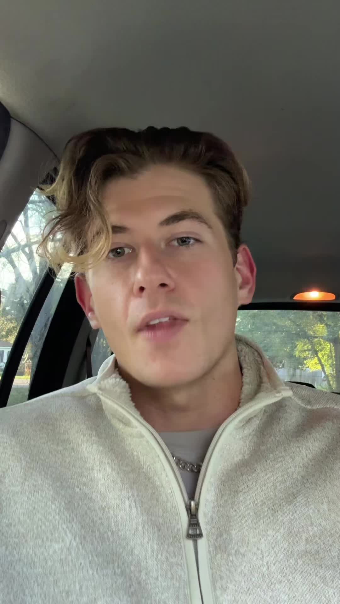 @Johnnyathompson