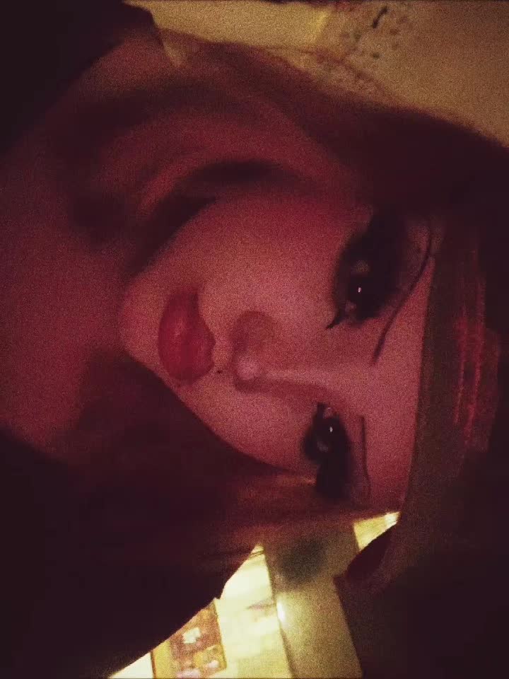 @🐼
