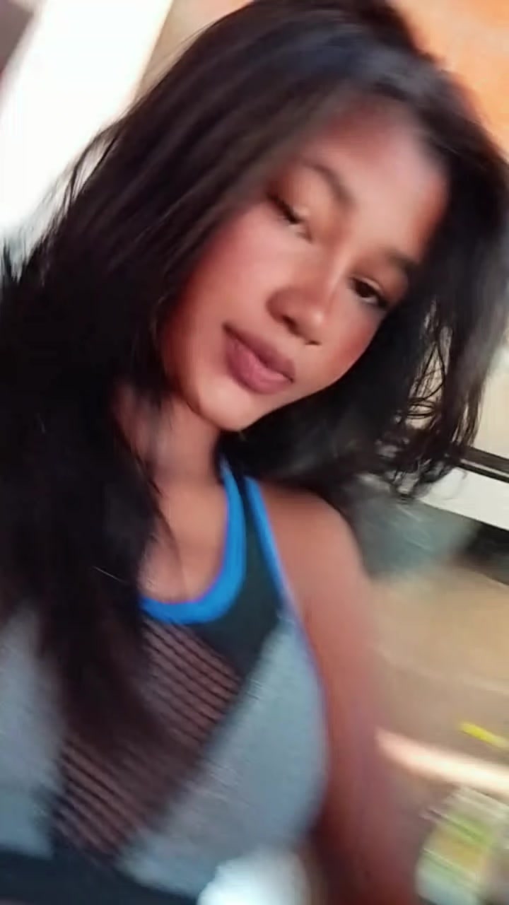 @EMILLY ROCHA🌼