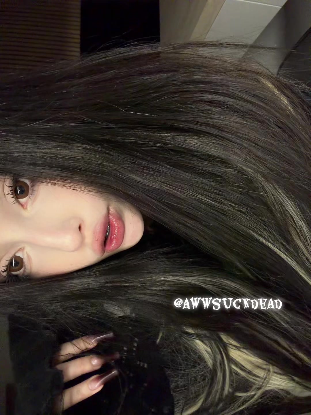 @Awwsuck
