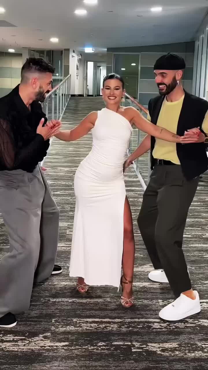 @vivelasalsauk