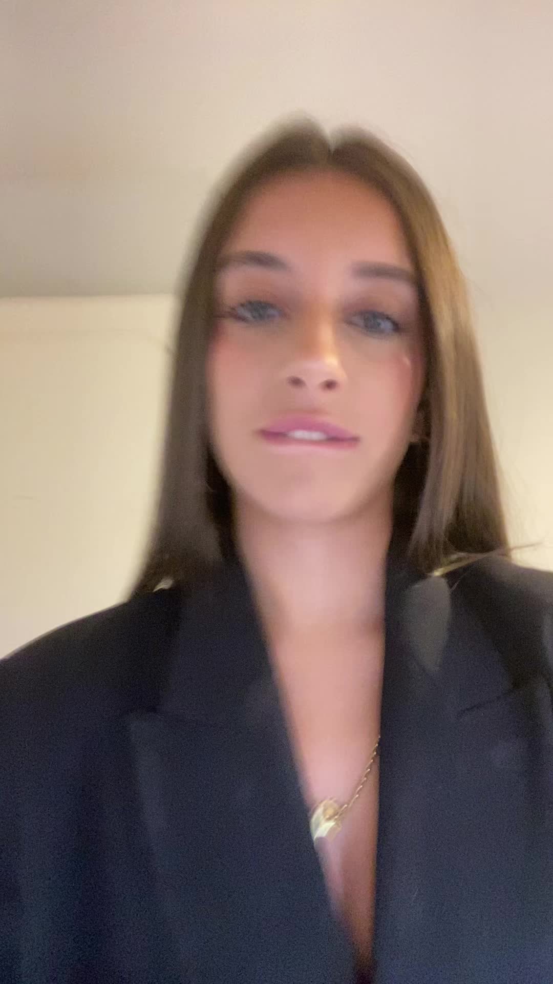@Inés