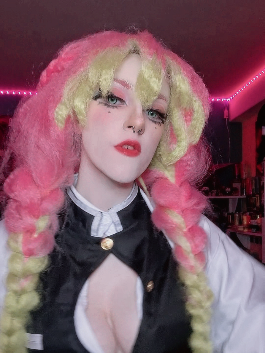 @✨️ 𝓣𝔀𝓮𝓷𝓷𝔂 ✨️