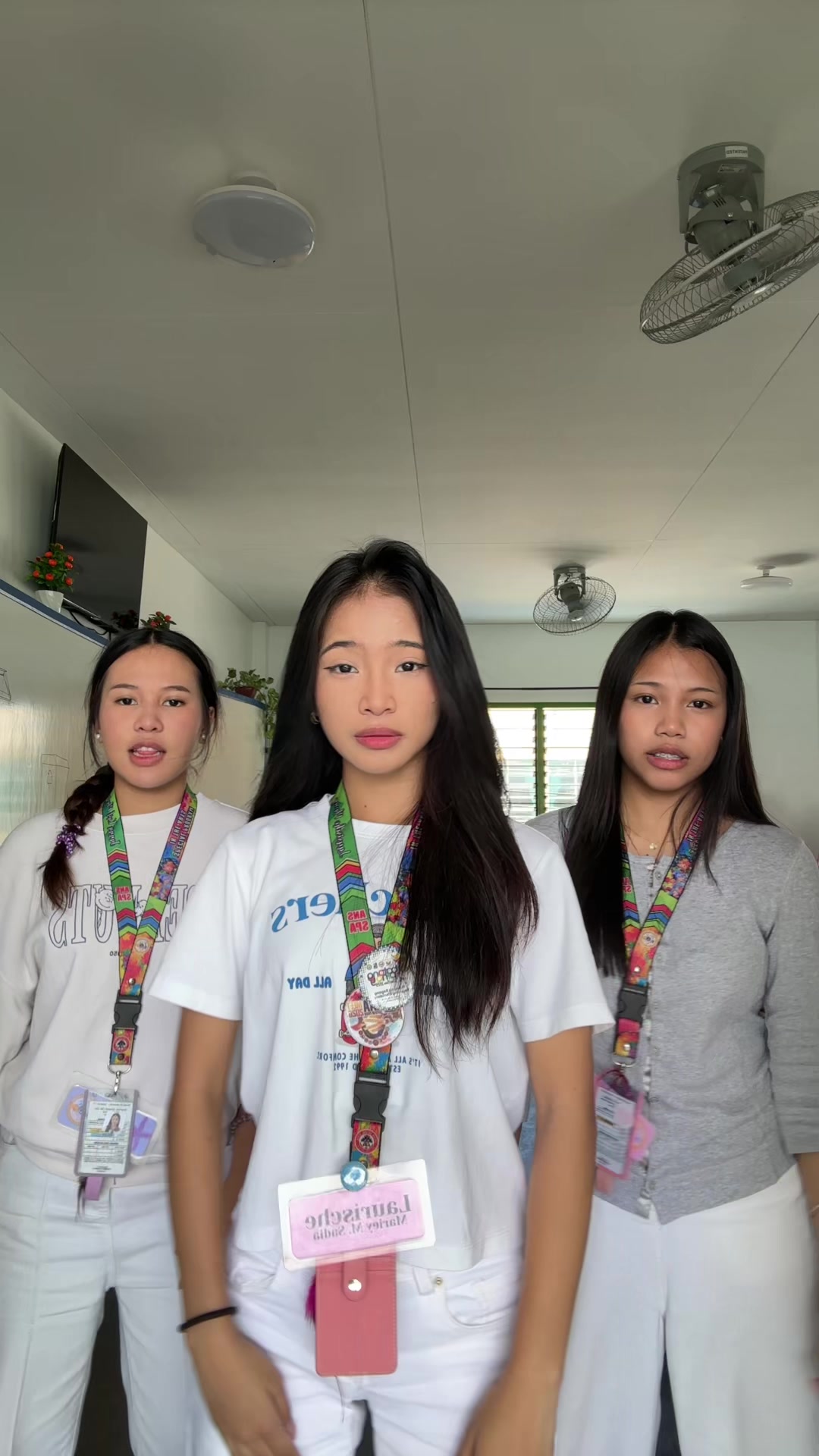 @𝐋𝐚𝐮𝐫𝐢𝐬𝐜𝐡𝐞