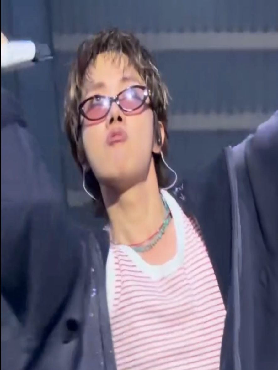 @Hoseok ☀️