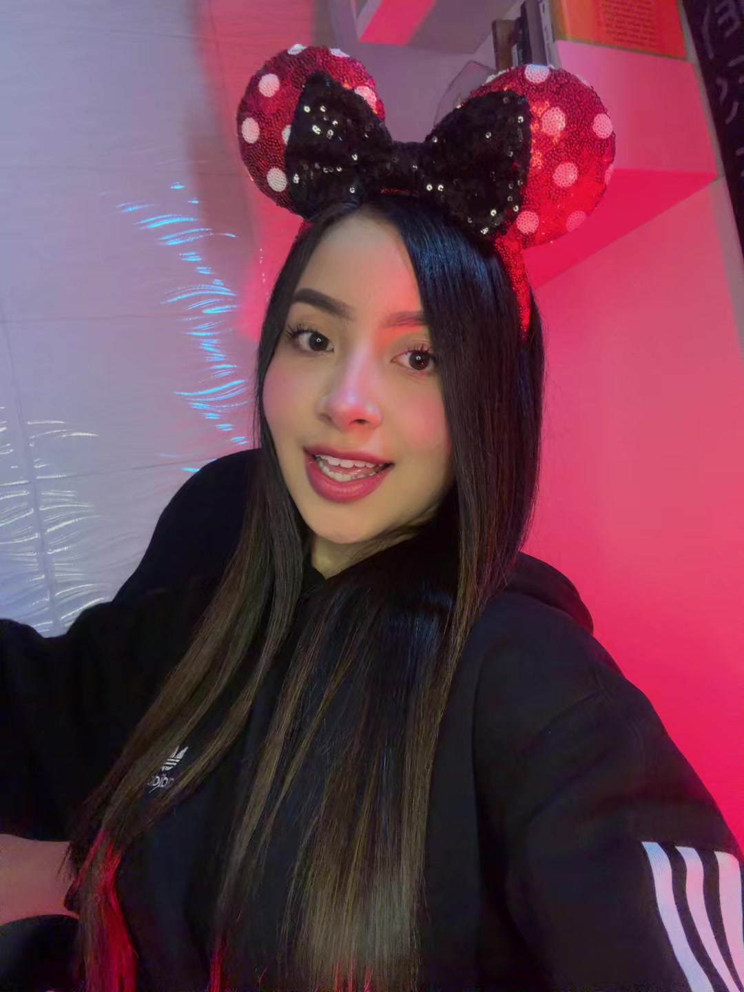 @valecadena23