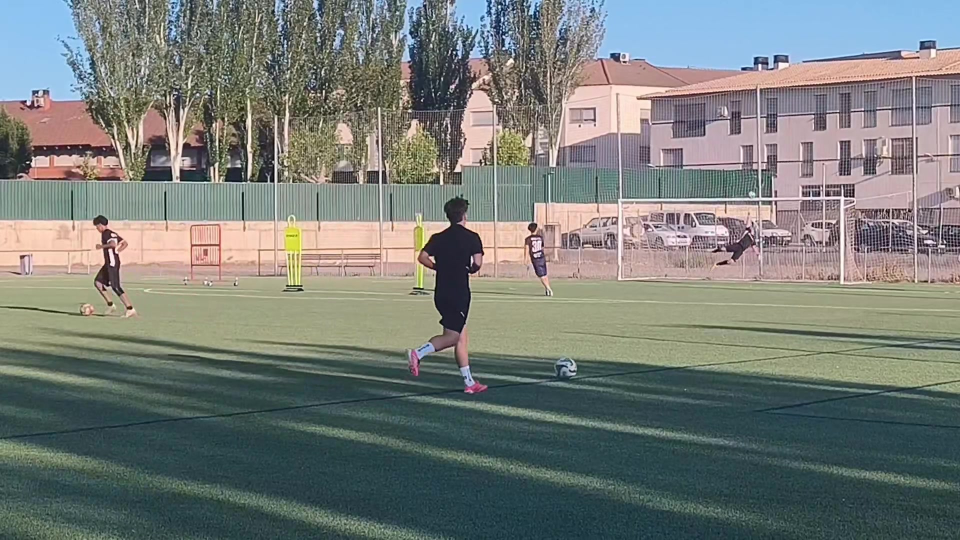 @Miguel&oacute;n