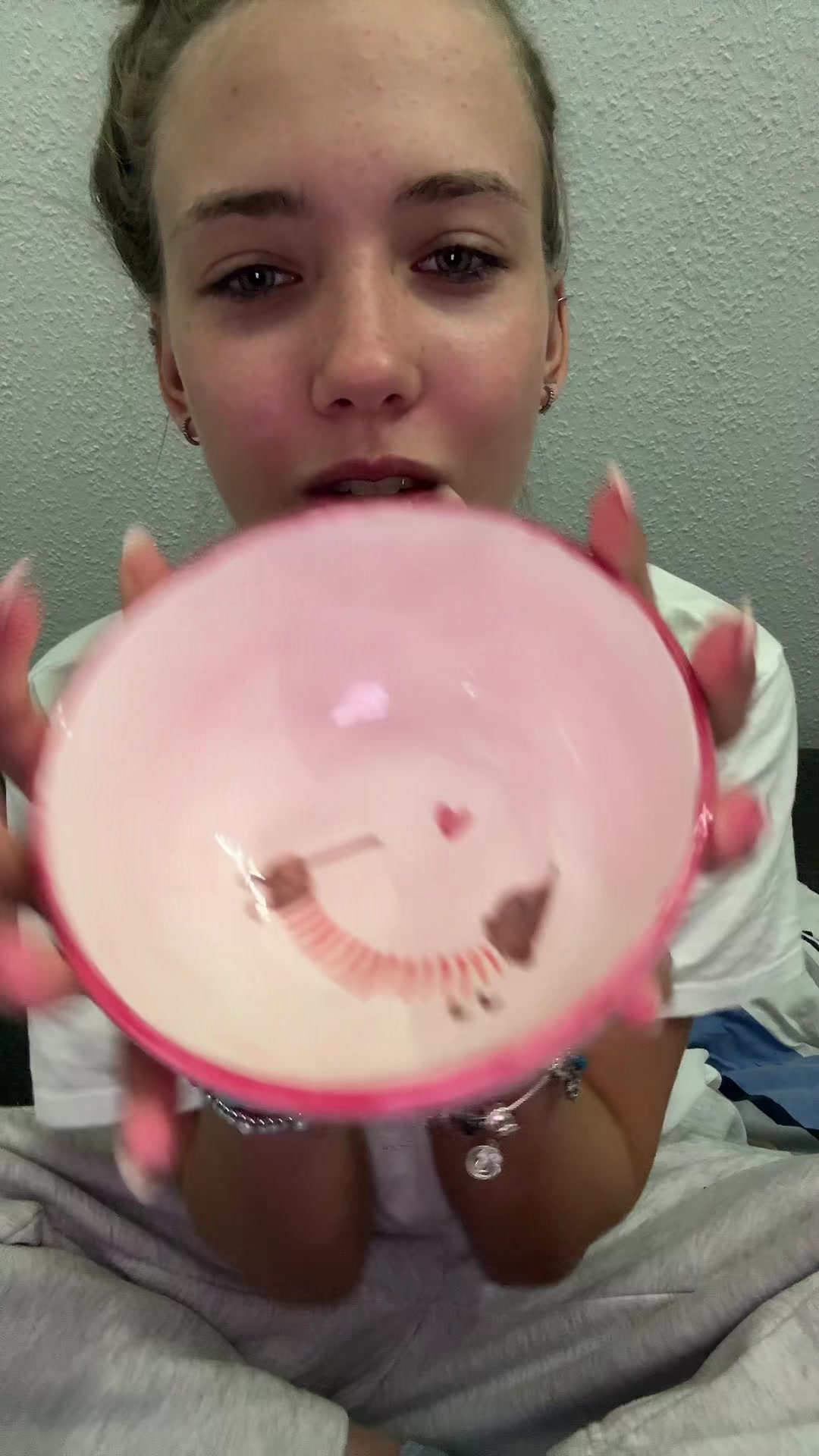 @mariella
