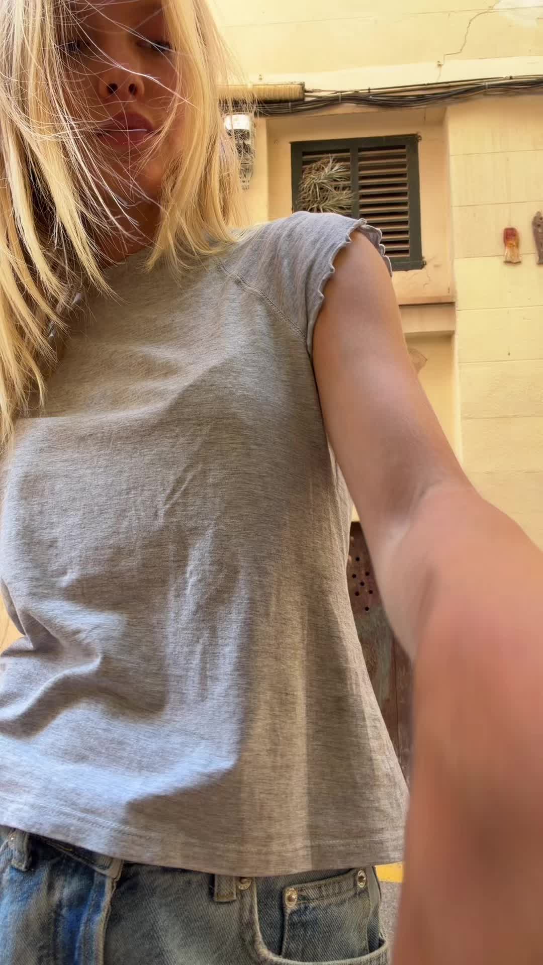 @Lily