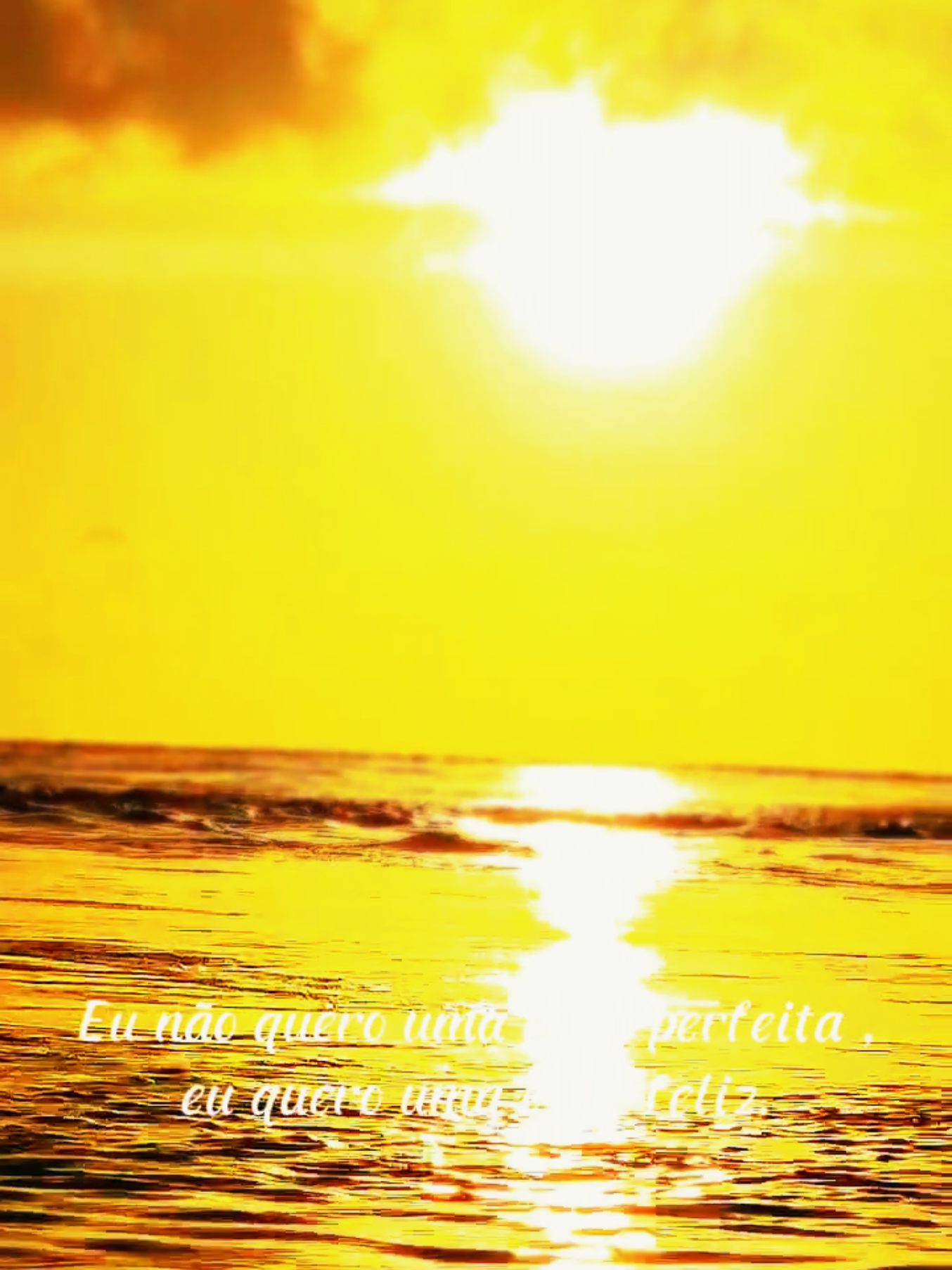 @robertoashley