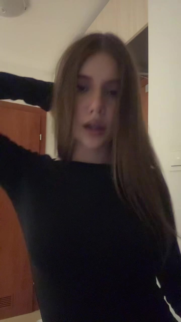 @lilly_maxach