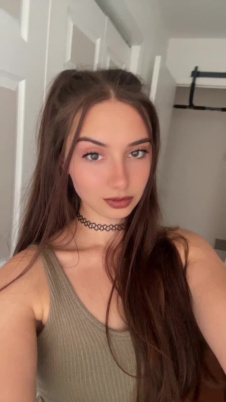 @Ava