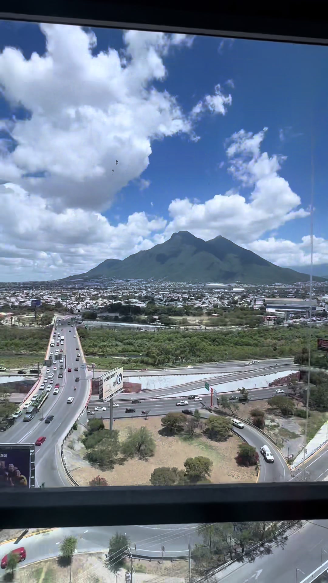@lachicadelcentro