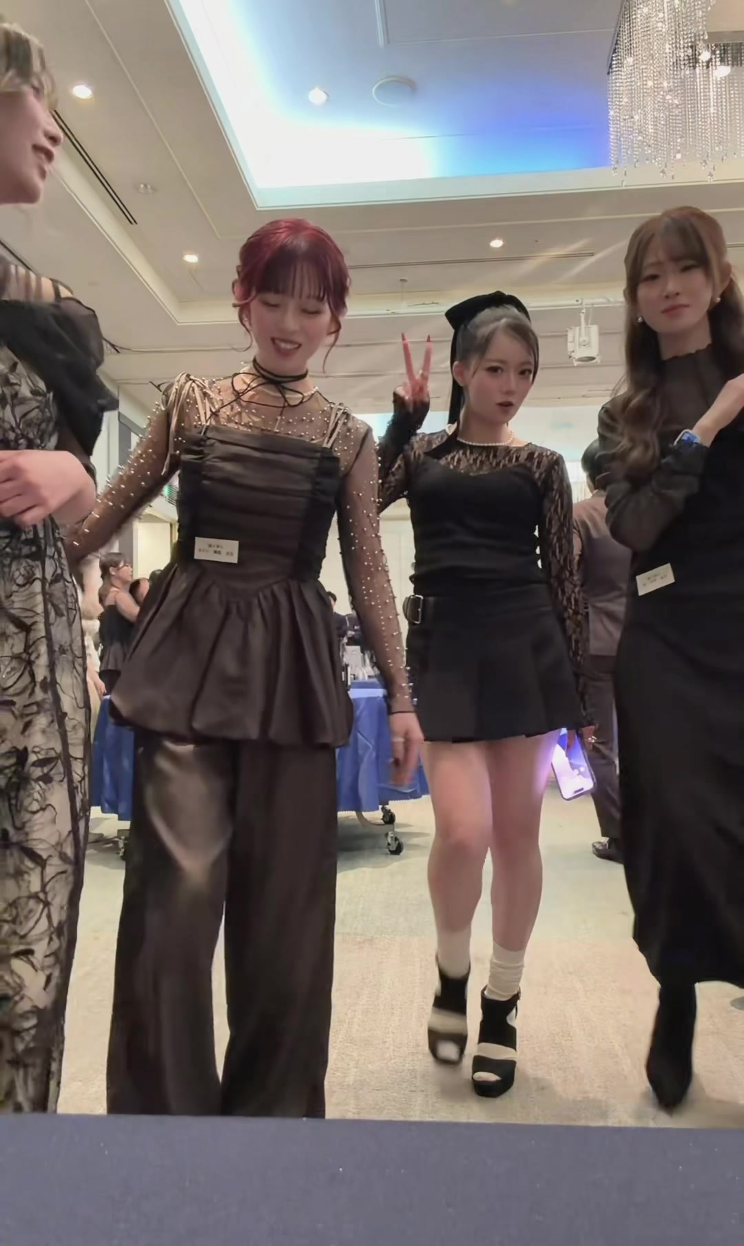 @りりあ