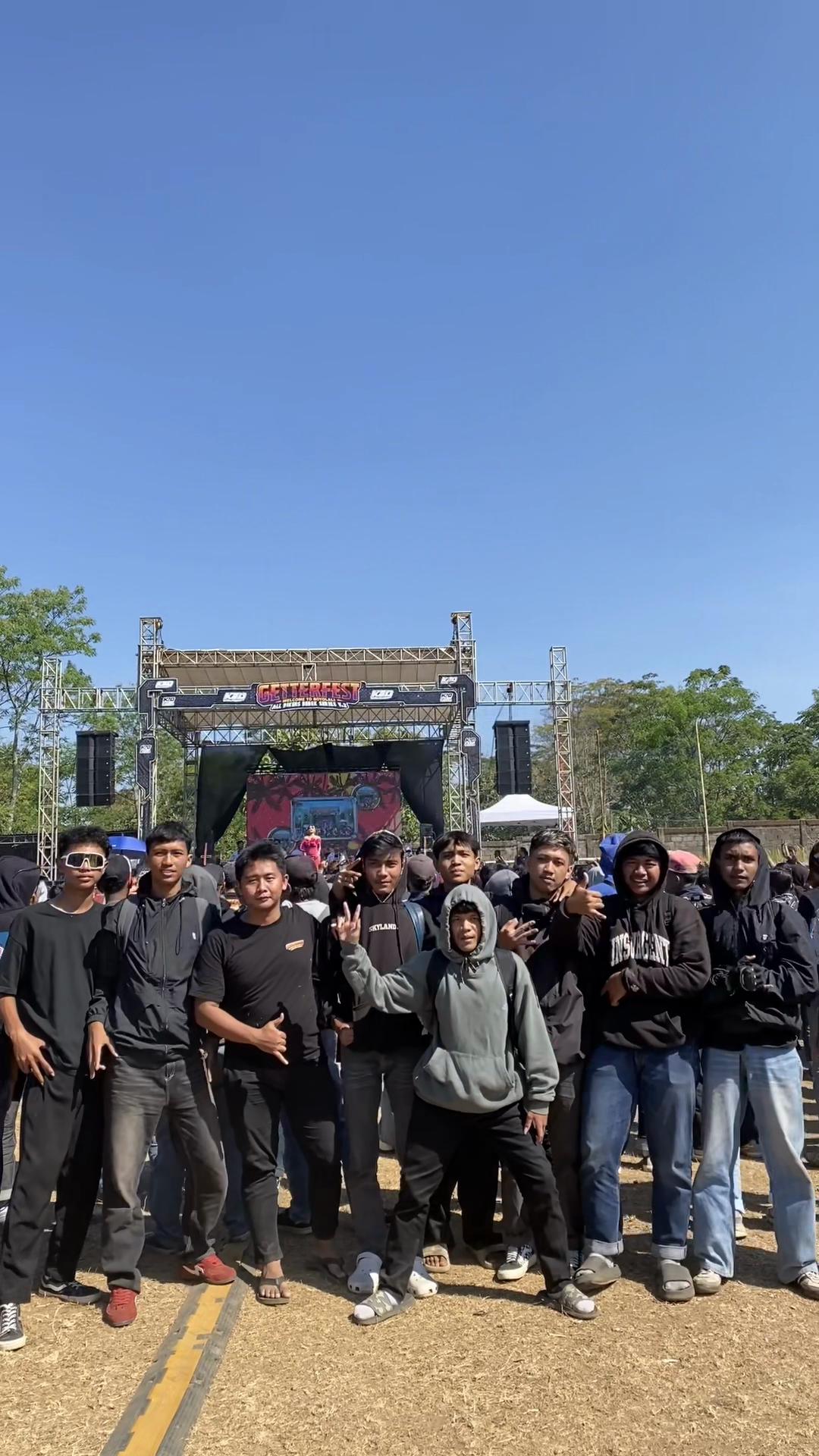 @Yogi Tri