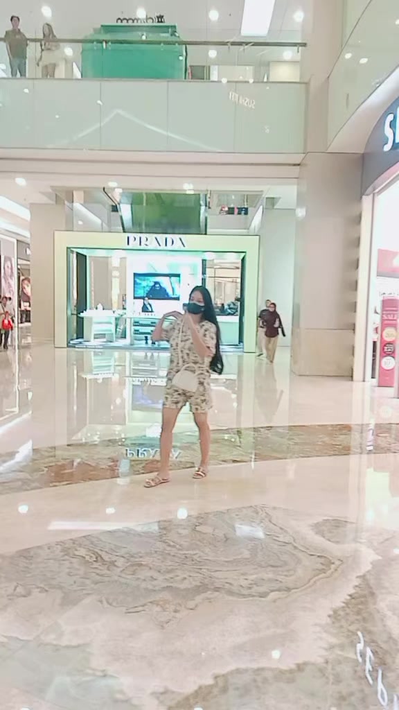 @CHIA ELVIA