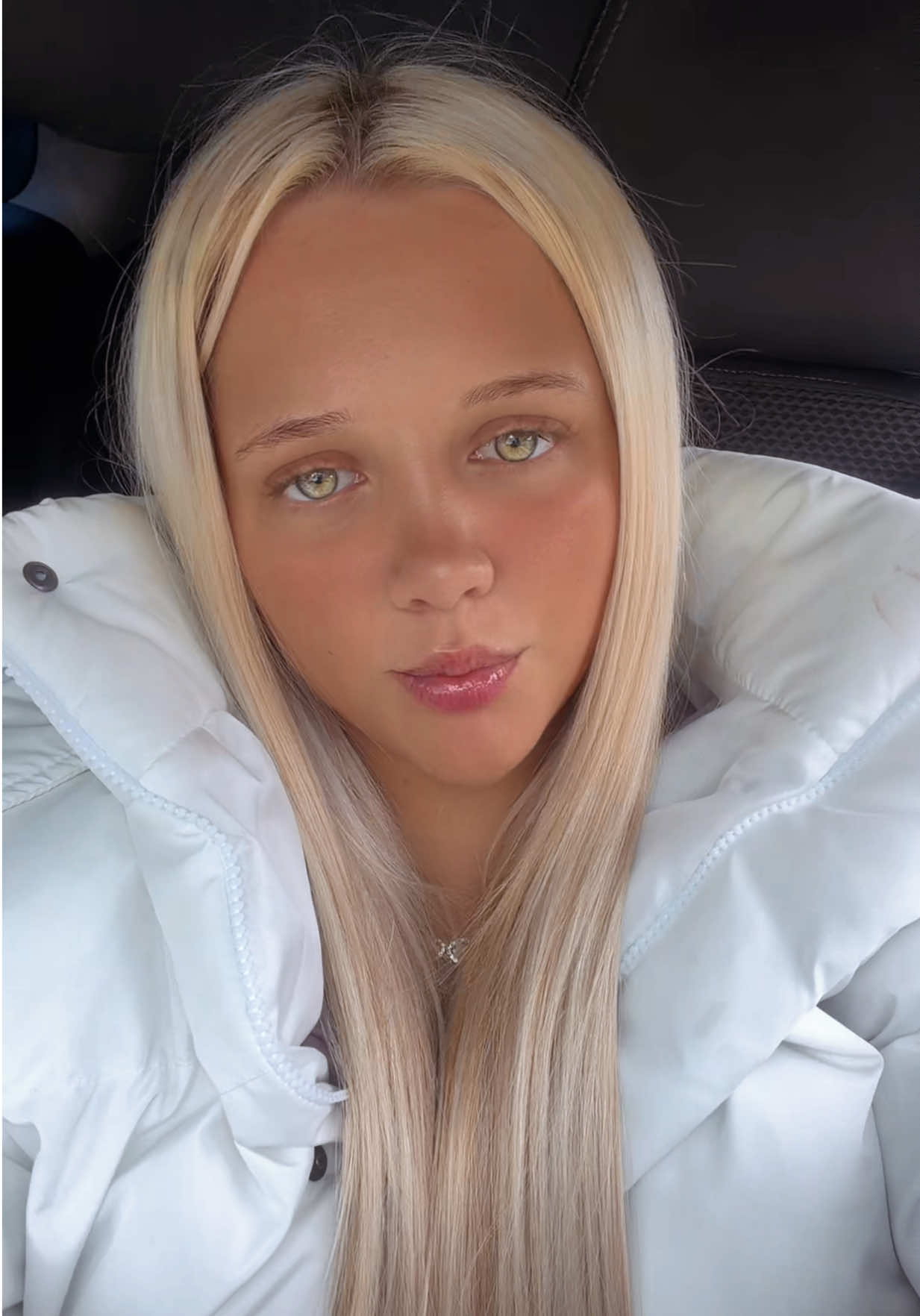@thablondebitch_xo