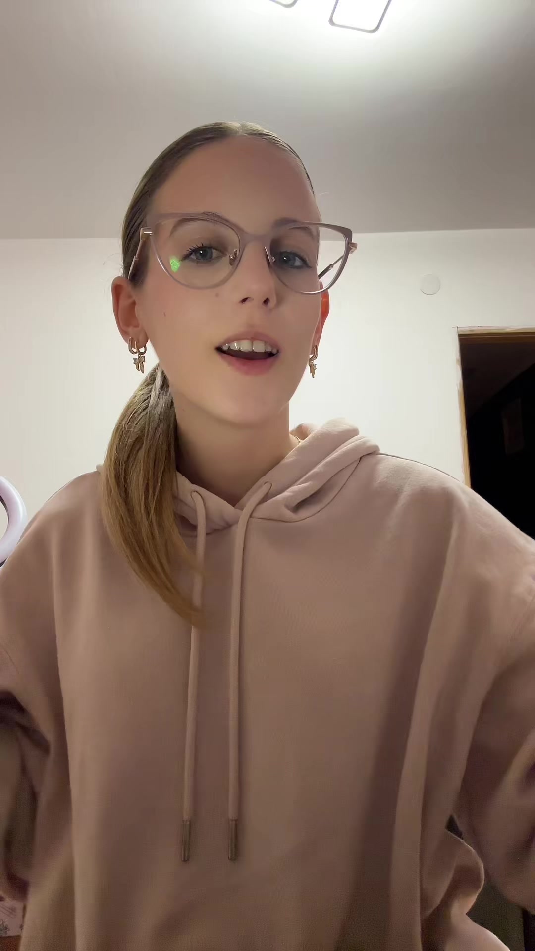 @anastasijaburgundd