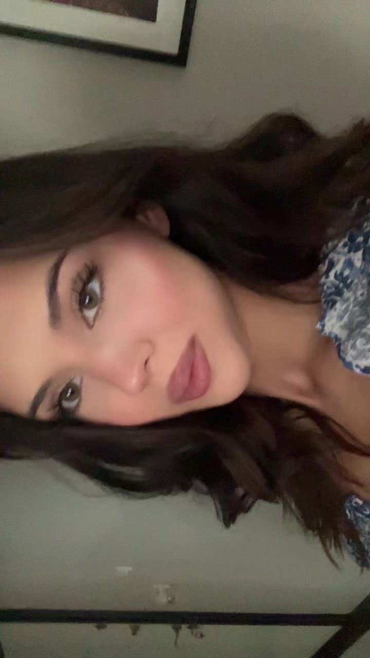 @Esmaabozkrtt