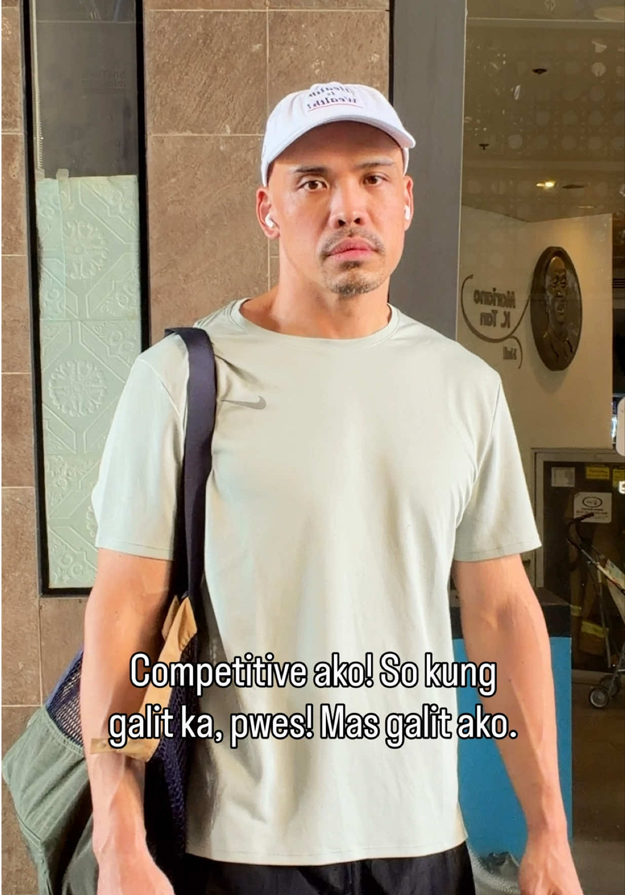@Bald Baker / Cy