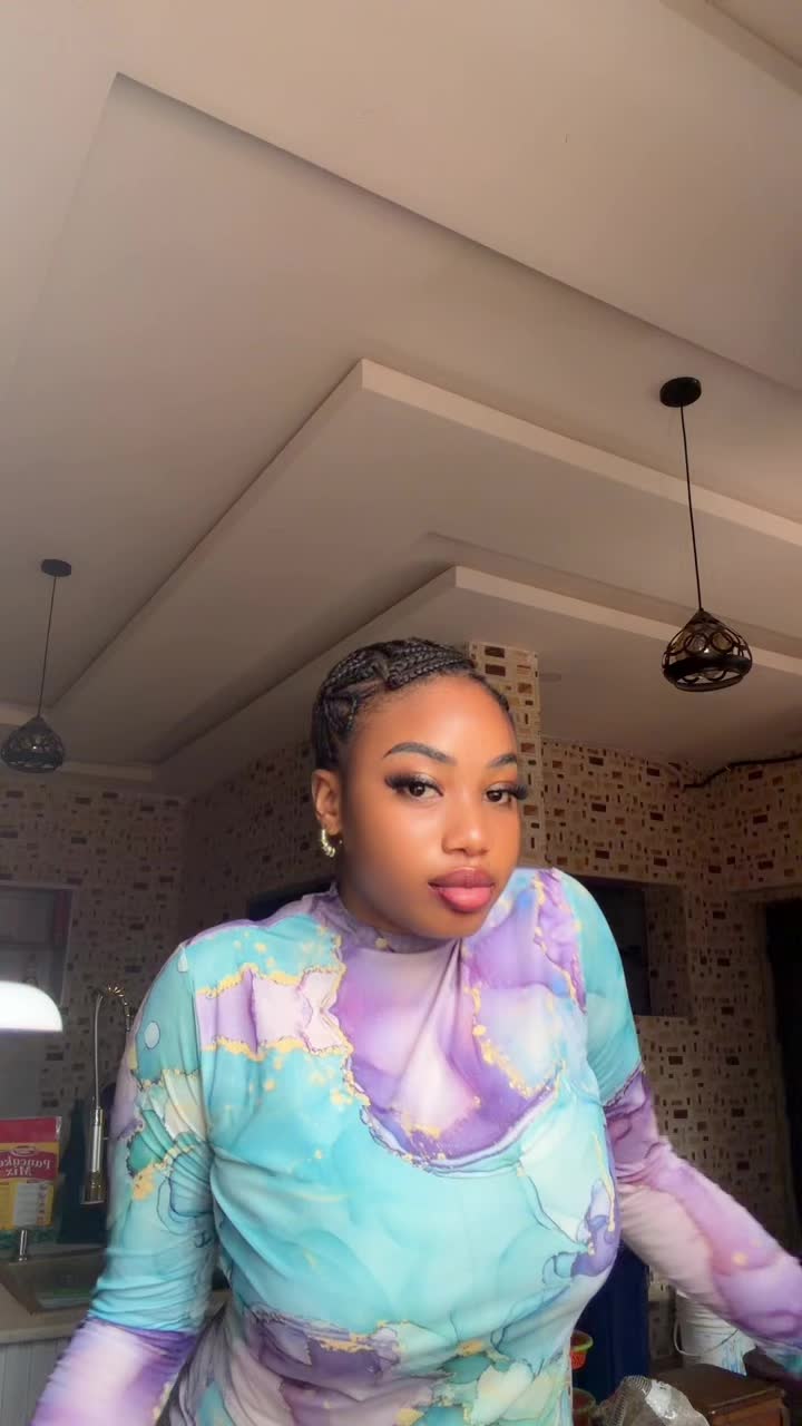 @Amarah🌺🍓