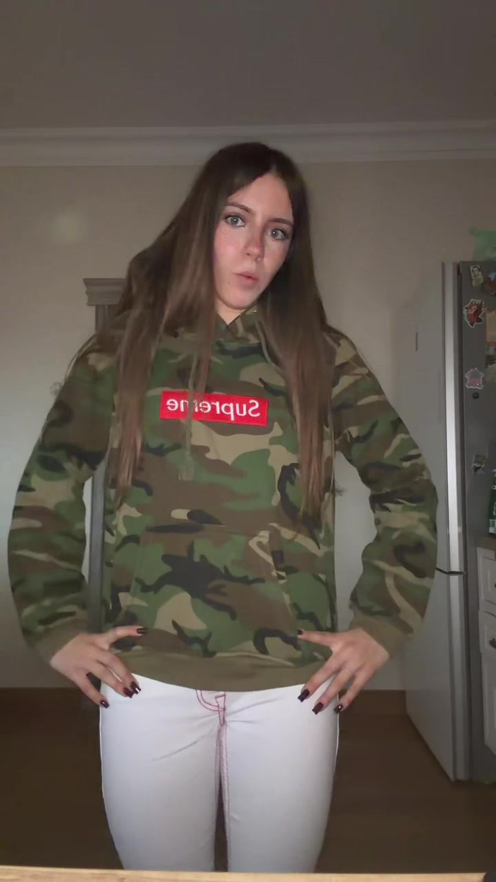 @monclershagirll